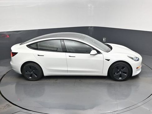 Used 2023 Tesla Model 3 Standard Range RWD image 13