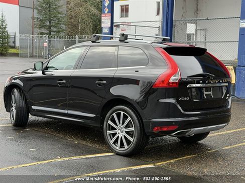 Used 2017 Volvo XC60 T6 Inscription w/ Advanced Package image 3