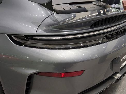 New 2026 Porsche 911 GT3 image 15
