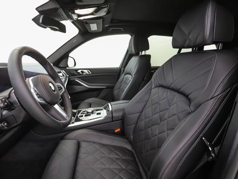 New 2026 BMW X5 xDrive40i w/ M Sport Package AWD/4WD image 11
