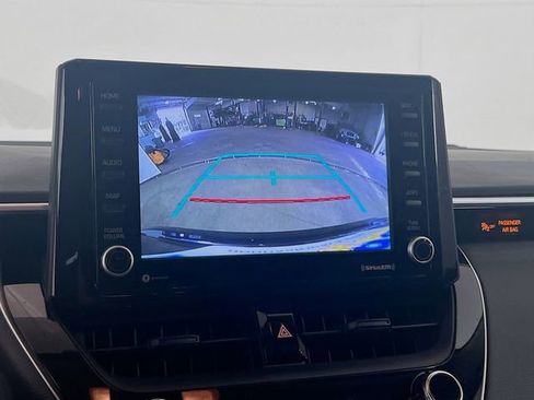 Used 2022 Toyota Corolla LE FWD image 13