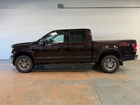 Used 2019 Ford F150 Lariat w/ Trailer Tow Package image 2