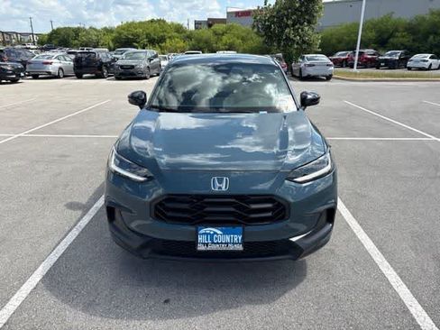 Used 2024 Honda HR-V Sport image 8