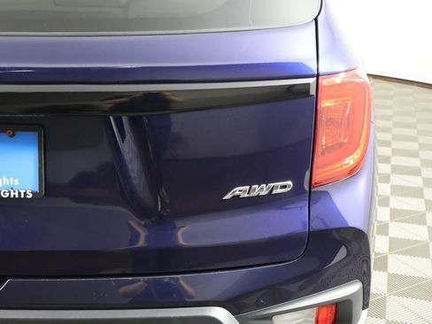 Used 2025 Honda Passport EX-L image 16