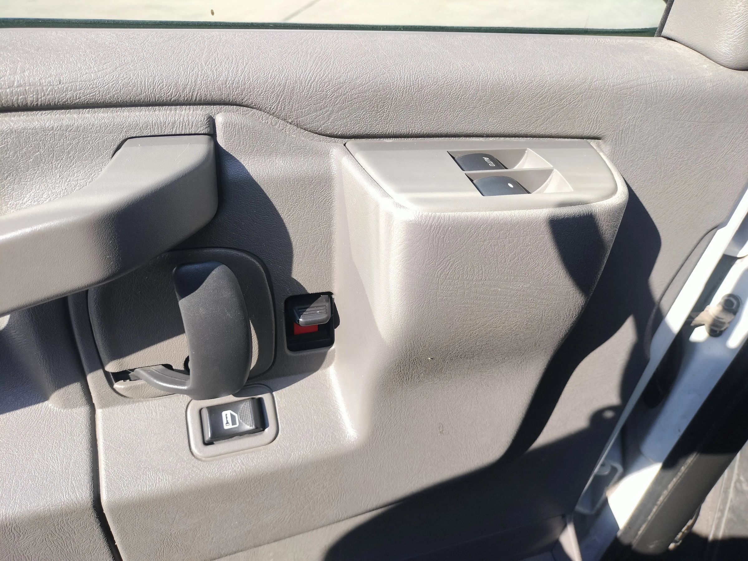 Used 2019 Chevrolet Express 2500 LS w/ Driver Convenience Package RWD image 25