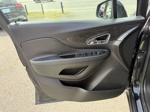 Used 2016 Buick Encore FWD image 22