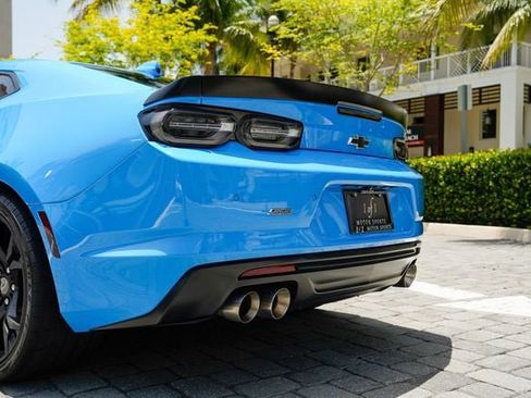 Used 2022 Chevrolet Camaro SS RWD image 48