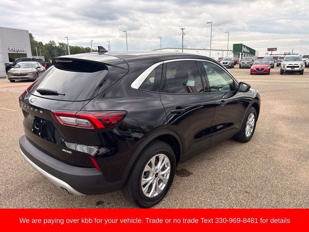 Used 2024 Ford Escape Active AWD/4WD image 7