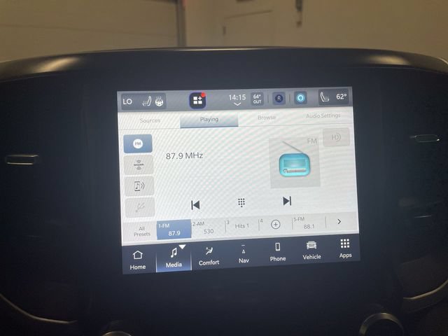 Used 2022 RAM 1500 Big Horn AWD/4WD image 16