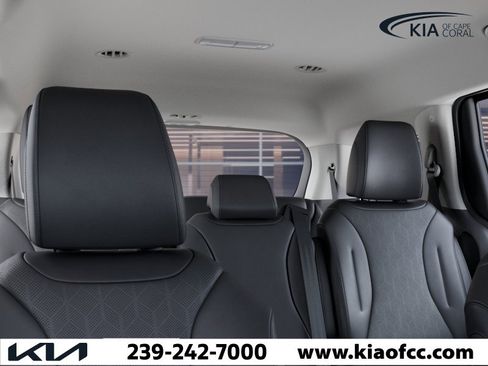 New 2026 Kia Carnival EX FWD image 27