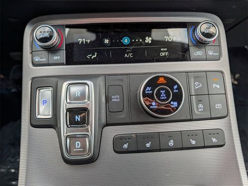 Used 2025 Hyundai Palisade Calligraphy image 23