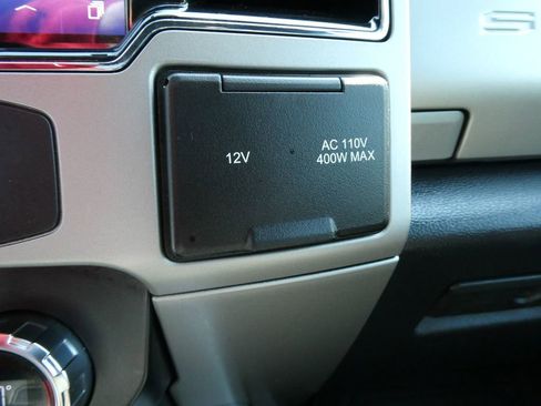 Used 2022 Ford F250 Lariat w/ Tremor Off-Road Package image 32