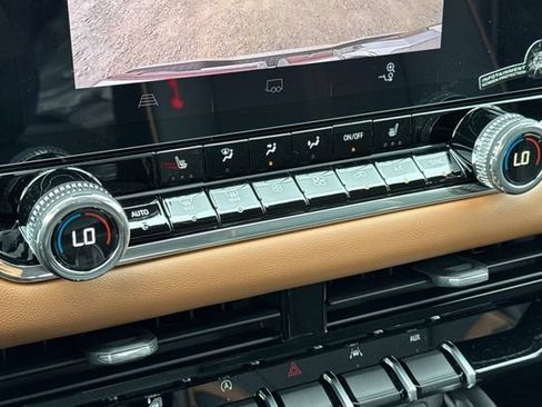 New 2026 GMC Canyon AT4 w/ LPO, Off Road Lift Package AWD/4WD image 23
