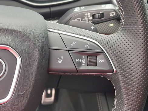 Used 2023 Audi SQ5 Premium Plus w/ Premium Plus Package AWD/4WD image 18