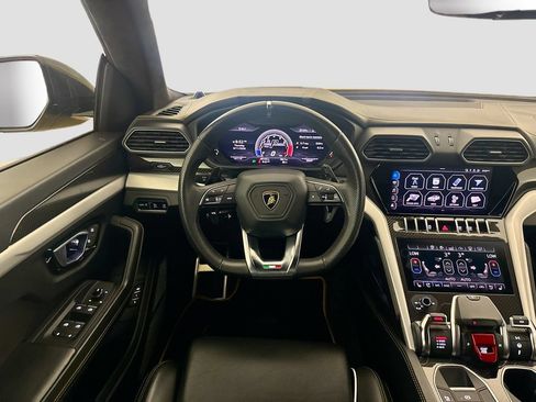 Used 2020 Lamborghini Urus AWD/4WD image 24