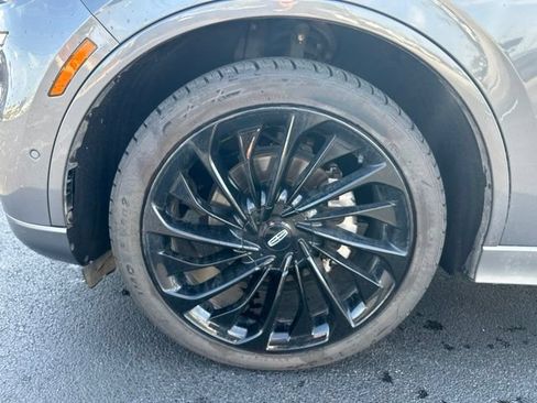 Used 2021 Lincoln Aviator Reserve w/ Equipment Group 208A RWD image 11
