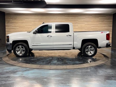 Used 2018 Chevrolet Silverado 1500 LTZ Z71 w/ LTZ Plus Package AWD/4WD image 13