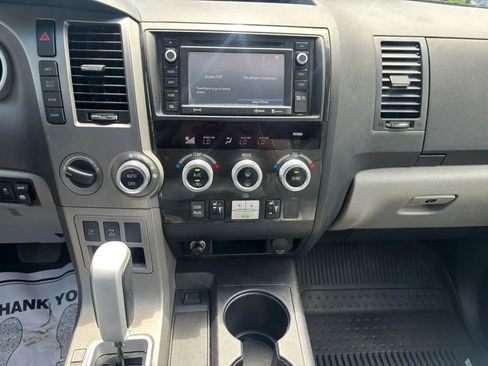 Used 2017 Toyota Sequoia Limited AWD/4WD image 23