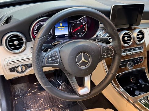 Used 2018 Mercedes-Benz C 300 Sedan image 15