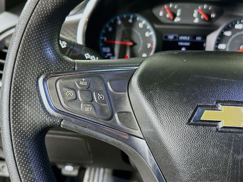 Used 2021 Chevrolet Malibu LT FWD image 16