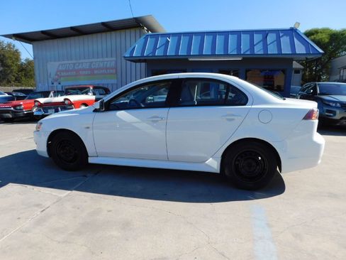 Used 2013 Mitsubishi Lancer ES image 4