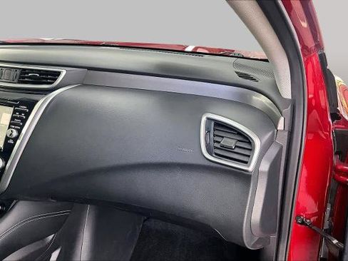 Certified 2024 Nissan Murano SL FWD image 19