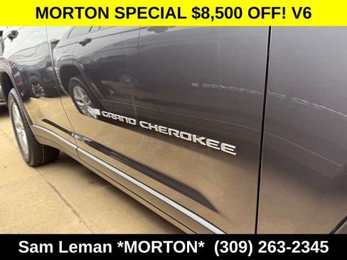 New 2025 Jeep Grand Cherokee L Laredo w/ Luxury Tech Group I AWD/4WD image 6