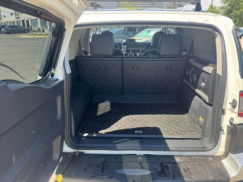 Used 2012 Toyota FJ Cruiser 4WD w/ Upgrade Pkg image 22