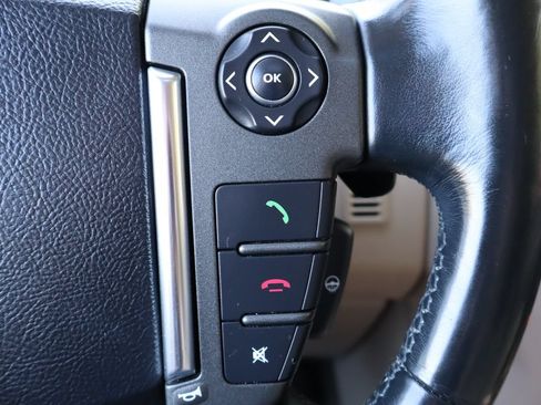 Used 2016 Land Rover LR4 HSE LUX AWD/4WD image 34