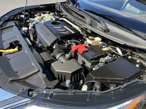 Used 2023 Nissan Rogue SV image 33