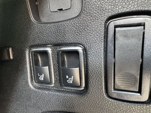 Used 2019 Mercedes-Benz GLS 450 4MATIC image 37