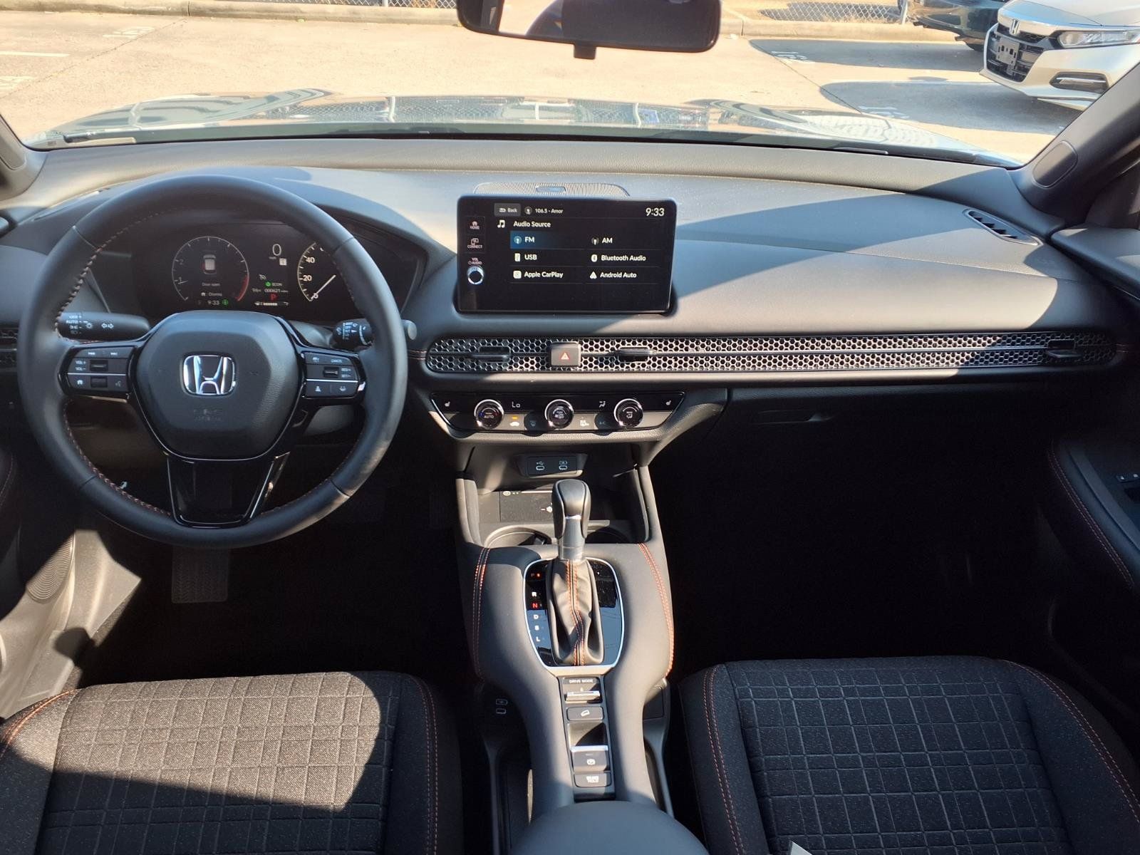 Used 2027 Honda HR-V Sport image 4
