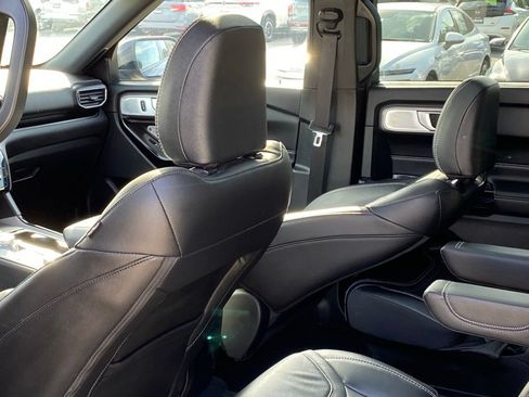 Used 2023 Ford Explorer ST w/ Equipment Group 401A AWD/4WD image 27