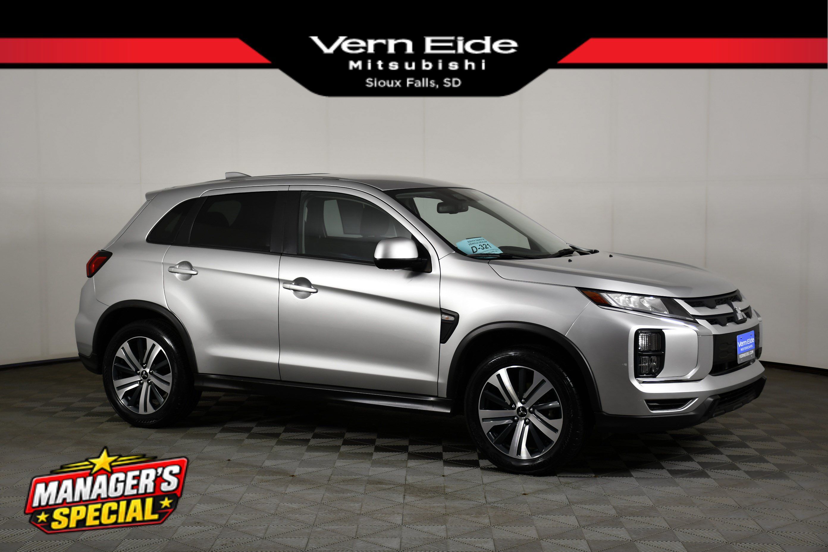 Used 2024 Mitsubishi Outlander Sport ES AWD/4WD image 1