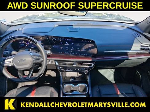 Used 2024 Chevrolet Traverse RS w/ LPO, Floor Liner Package AWD/4WD image 11