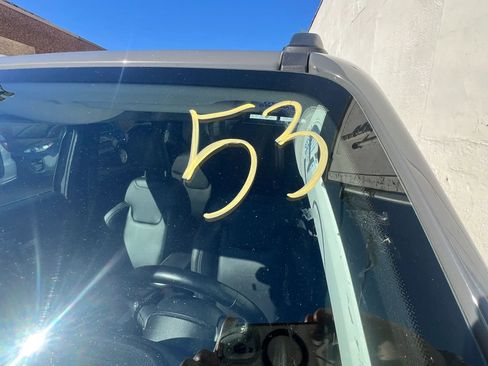 Used 2021 Jeep Renegade Limited AWD/4WD image 33