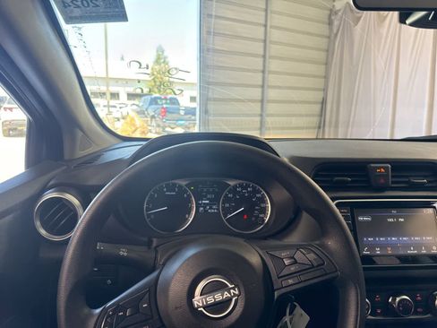 Used 2024 Nissan Versa S w/ S Plus Package FWD image 20