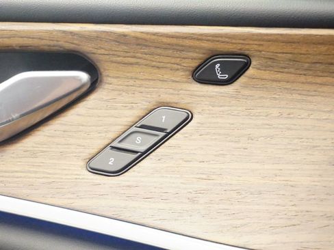 Used 2022 Jeep Grand Cherokee Summit w/ Advanced Protech Group IV image 25