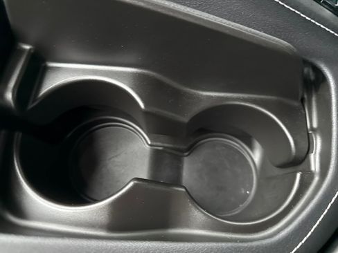 Used 2025 Chevrolet Corvette Stingray Coupe w/ 1LT image 21