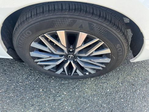 Used 2025 Nissan Altima 2.5 SV FWD image 31