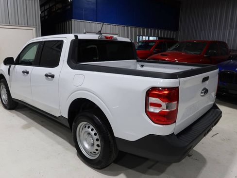 Used 2022 Ford Maverick XL FWD image 3