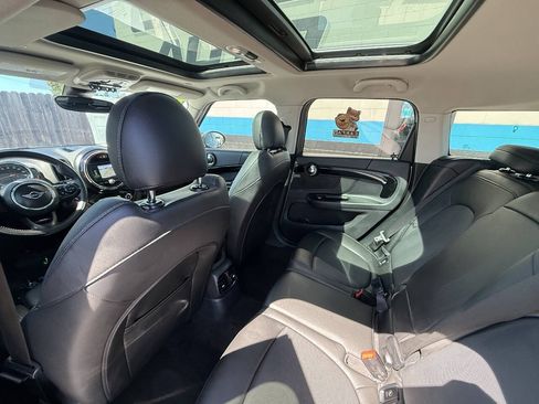 Used 2019 MINI Cooper Countryman S w/ Premium Package FWD image 15