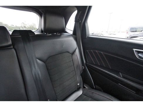 Used 2023 Ford Edge ST-Line AWD/4WD image 13