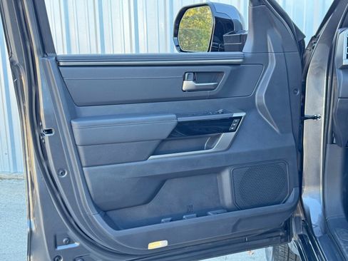 Used 2025 Toyota Tundra Limited image 43