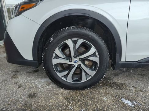 Used 2021 Subaru Outback Touring XT image 31