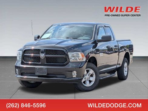 Used 2017 RAM 1500 Express AWD/4WD image 1