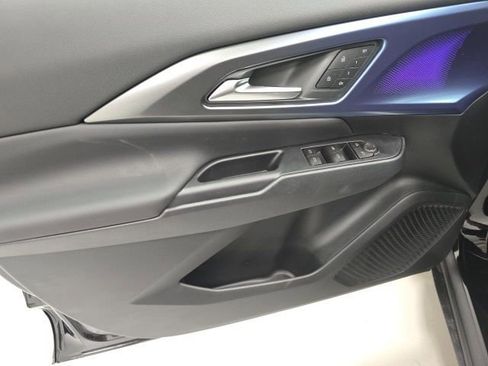 New 2026 Chevrolet Equinox EV LT image 19