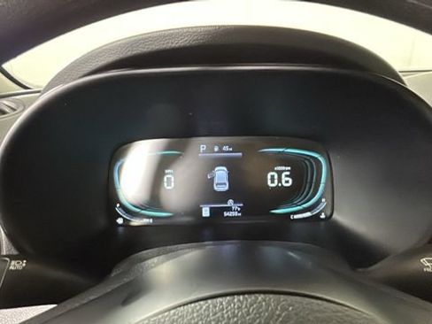 Used 2024 Kia Soul LX w/ Option Group 015 FWD image 17