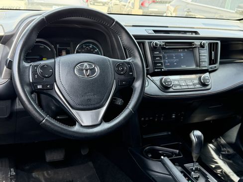 Used 2017 Toyota RAV4 SE AWD/4WD image 26