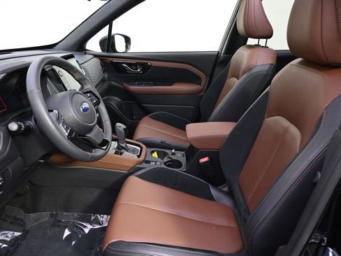 Certified 2025 Subaru Forester Touring w/ Protection Package (1PH) AWD/4WD image 13